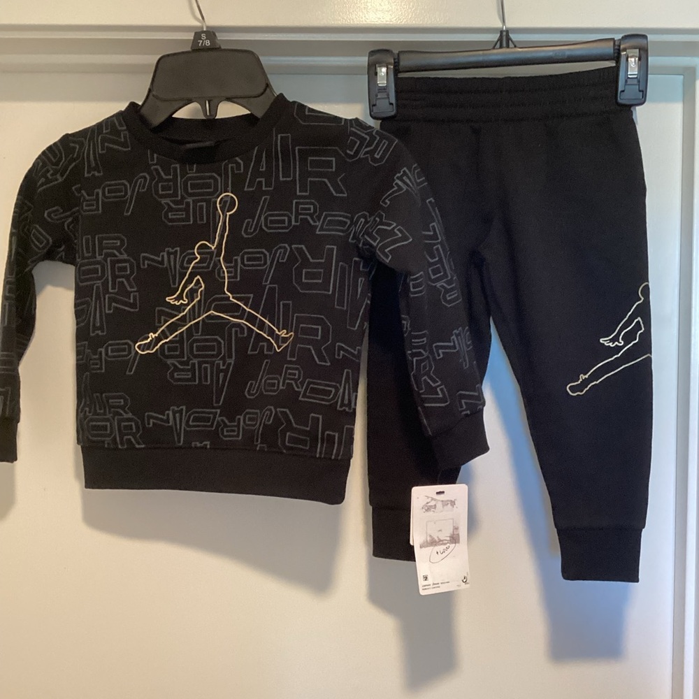 Jordan Black Sweatshirt & Joggers Set with Gold Jumpman
